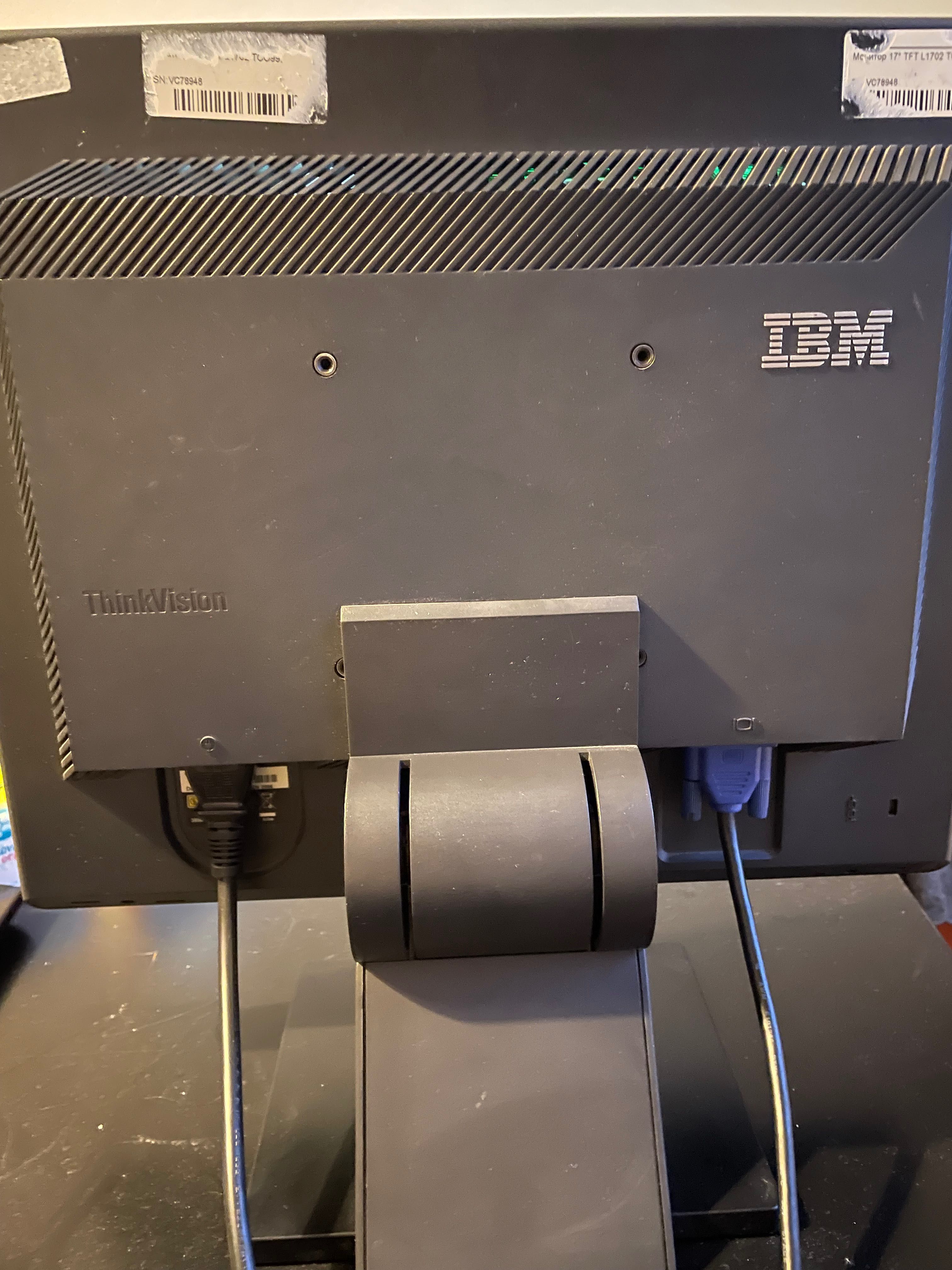 Монитор IBM 17" TFT