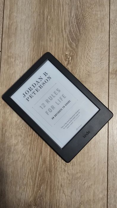 Ebook reader Kindle gen 8th 5000 carti in romana