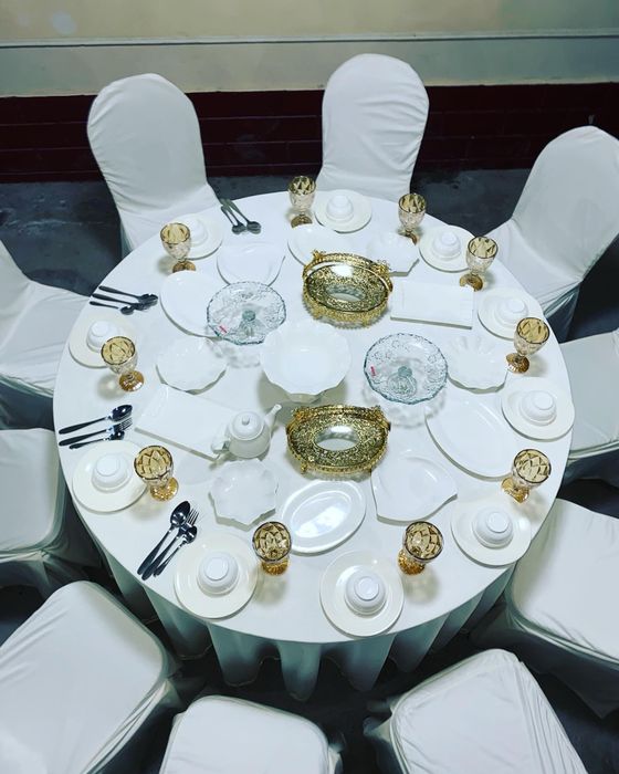 Стол стулья в аренду и оформления двора