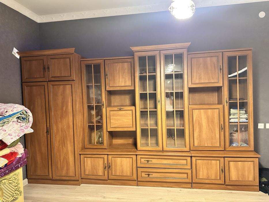 Срочно продам гарнитуру! Договоримся