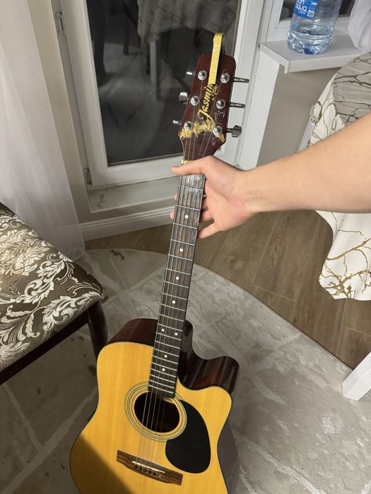 Бу гитара есть чехол