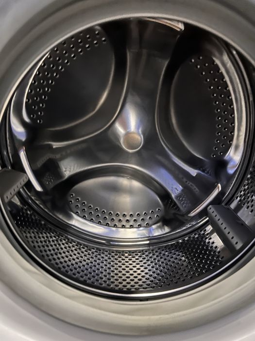 Продам стиральную машину