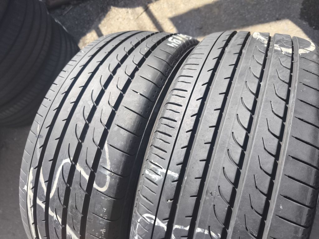 225/45/19" 2бр Yokohama blue earth rv02,dot4718,7mm