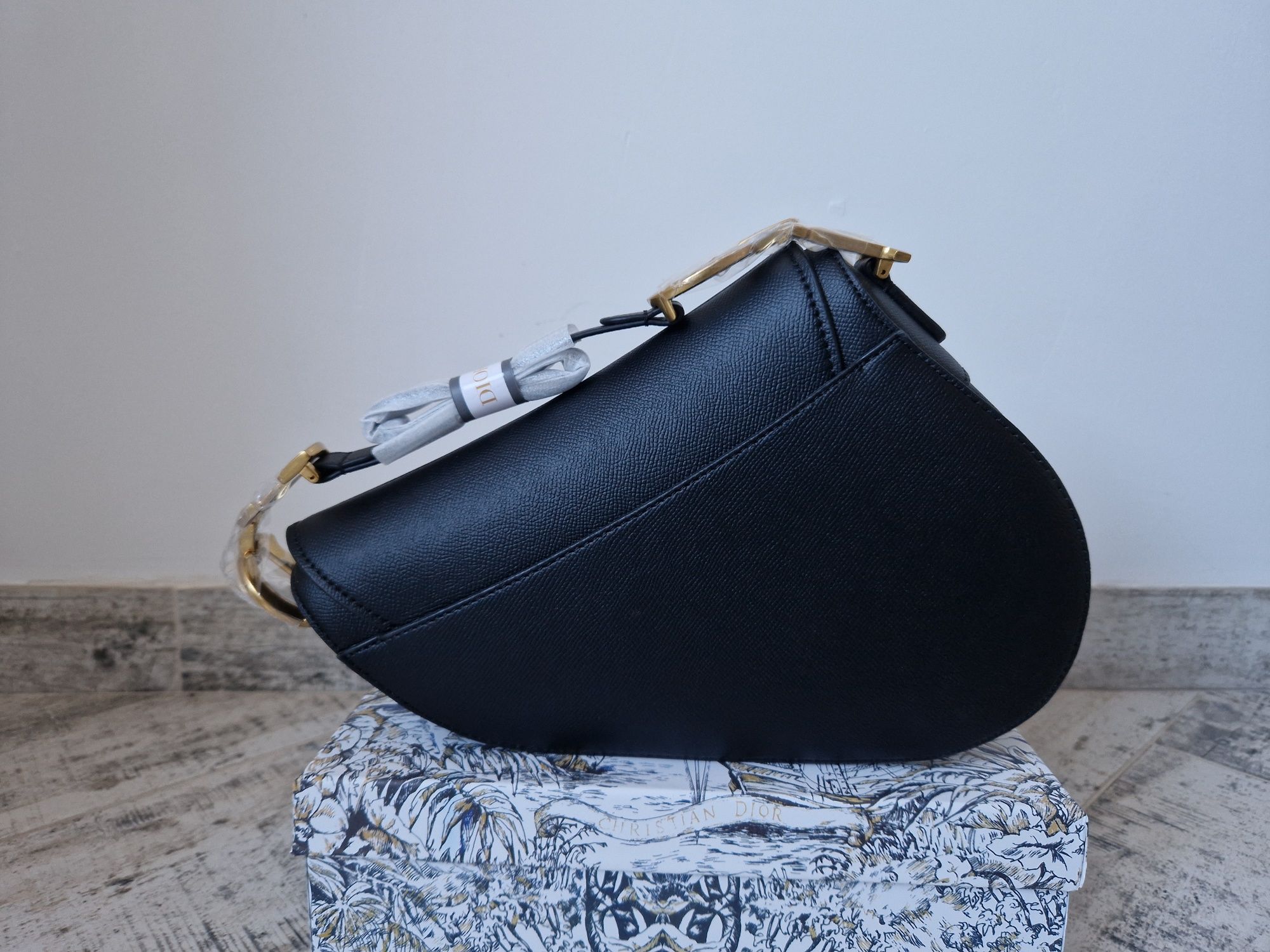 Dior Saddle Bag Black medium