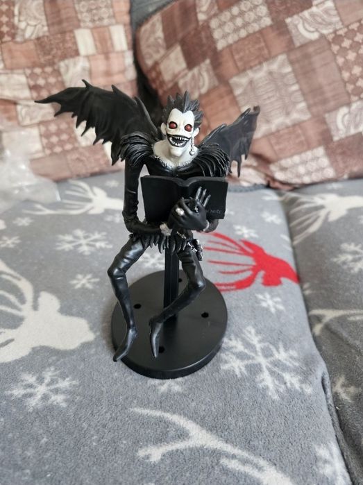Figurina ryuk death note noua