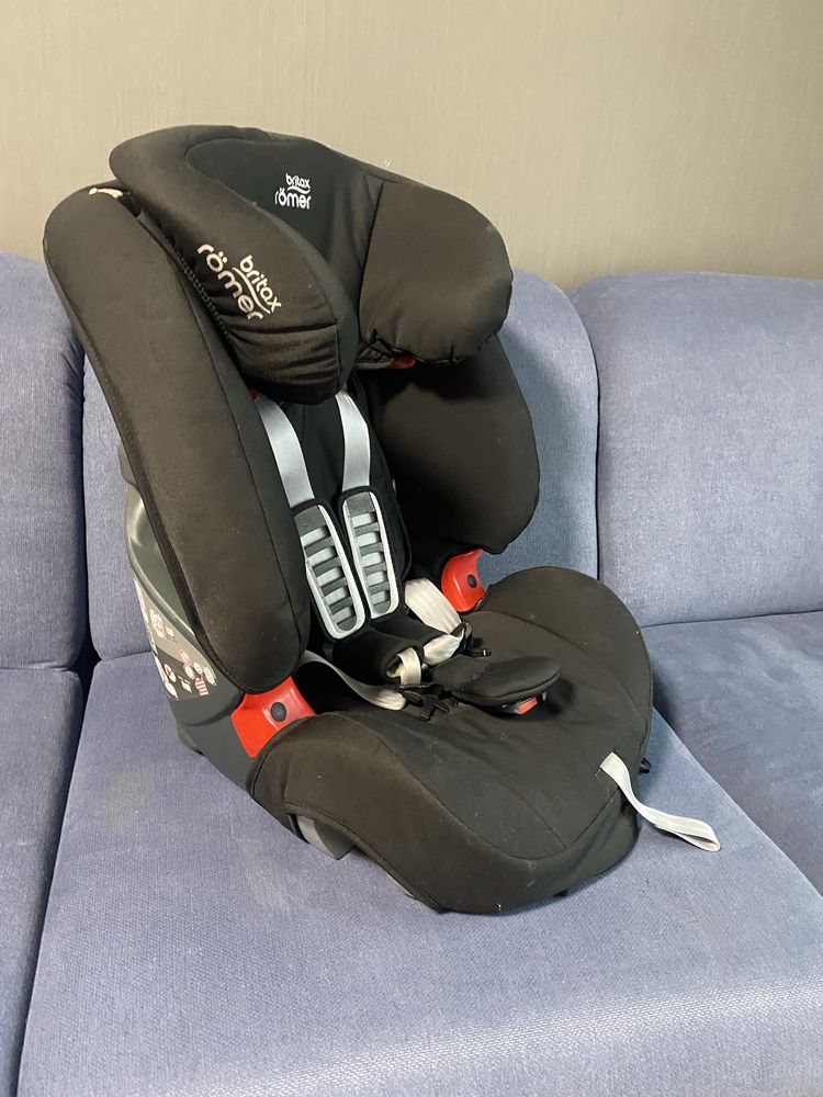 Britax Romer 15-36кг, столче за кола