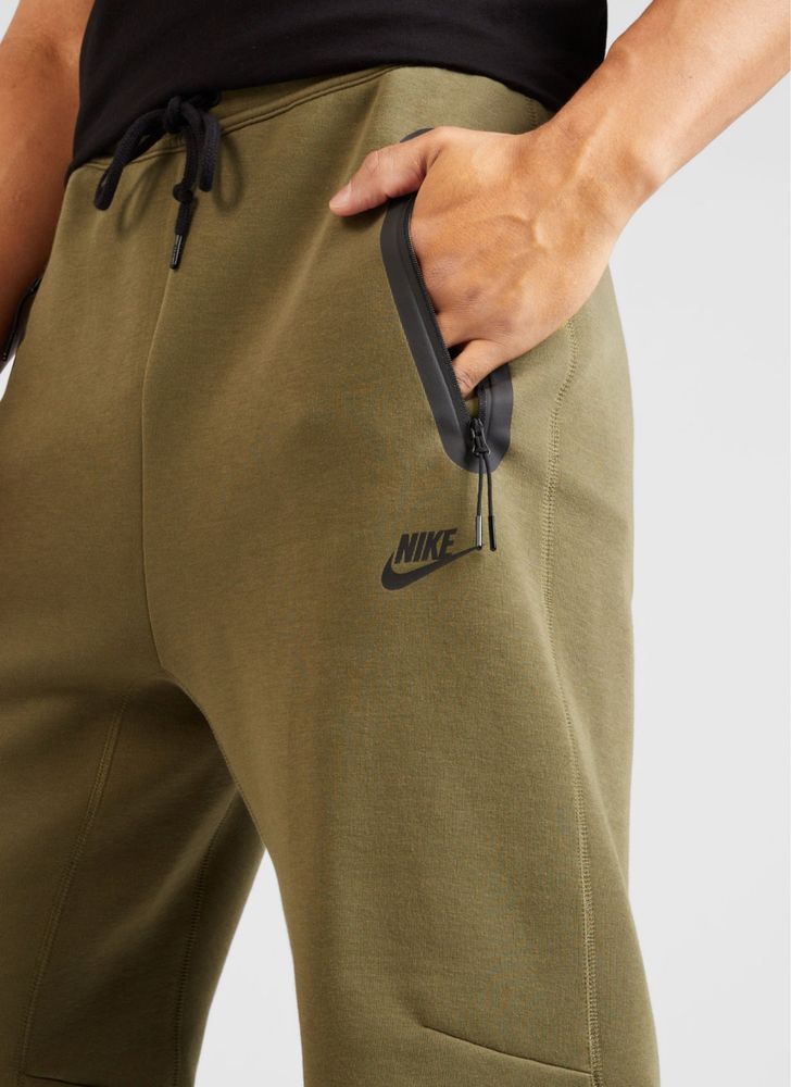 Nike Tech Fleece спортен панталон