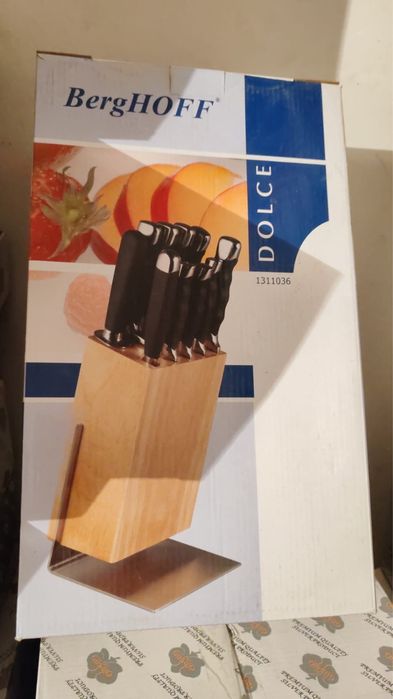 Набор кухонных ножей BergHoff