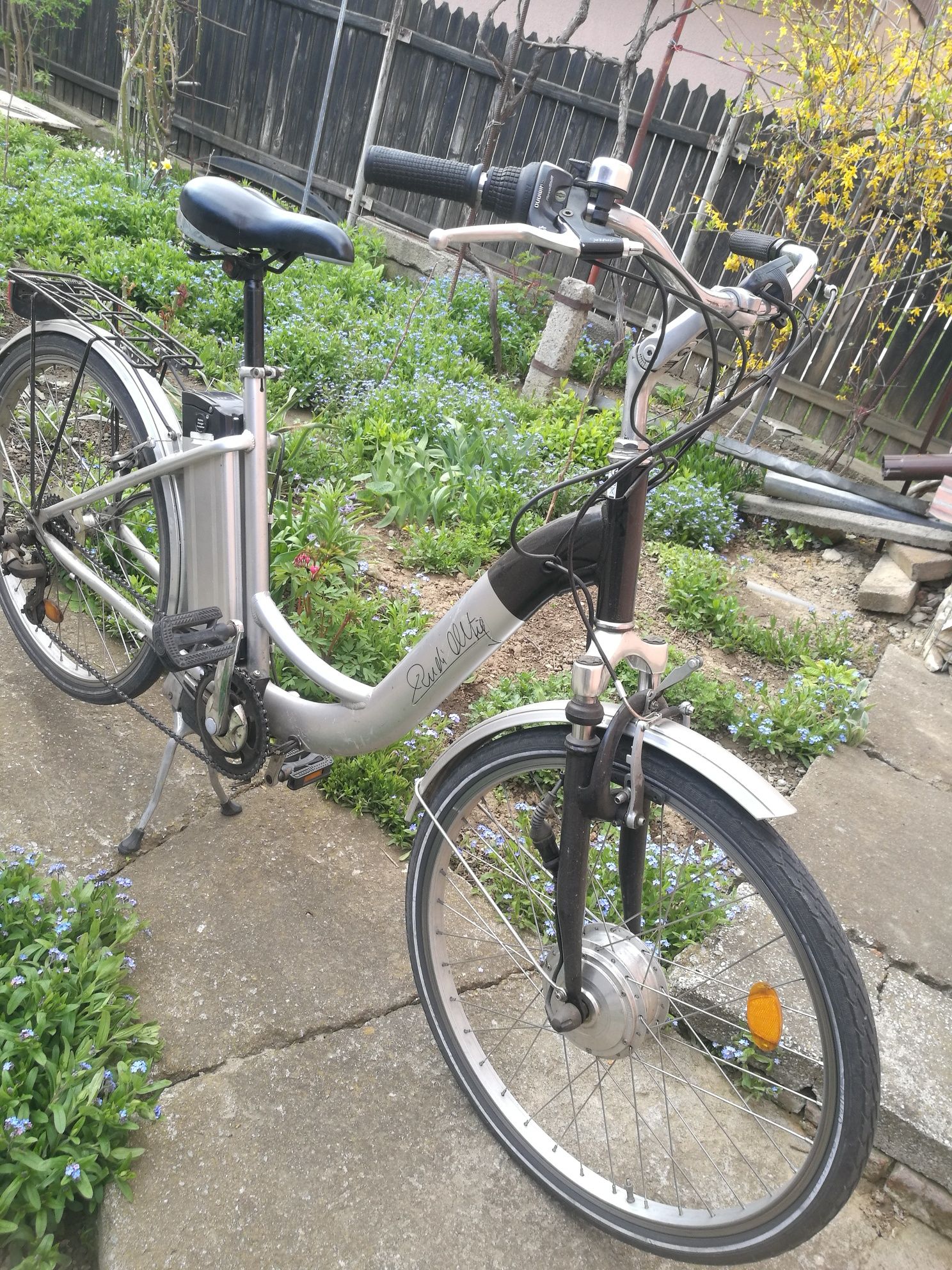 Bicicleta electrică