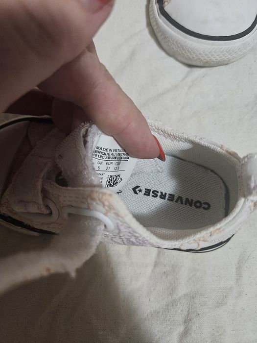 Converse fetite 21