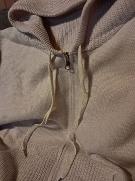 Суитчер ( жилетка) унисекс - един брой  4ХЛ и един брой  2XL