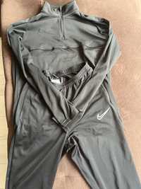 Nike spors top and bottom