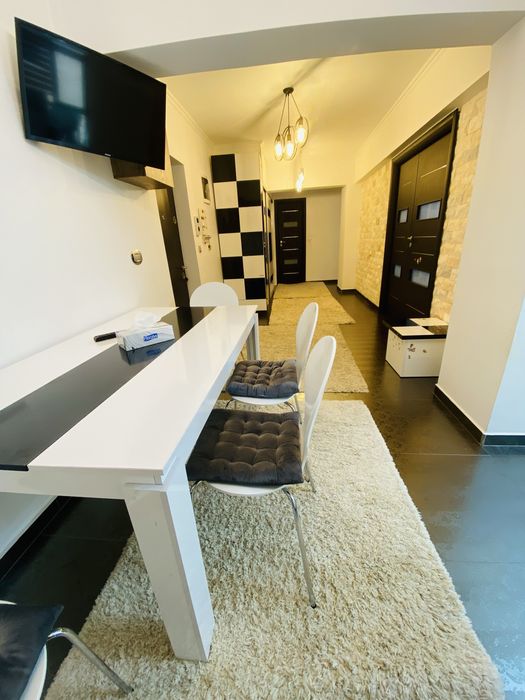 Inchiriez Apartament zona Tomis Nord Constanta