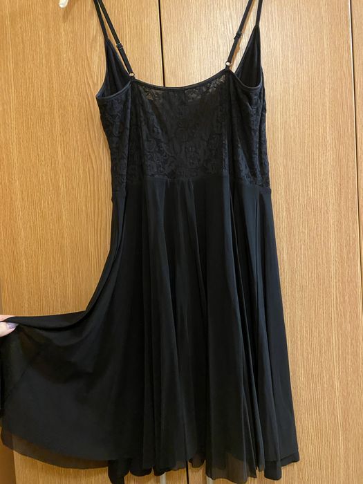 Rochie medie neagra marimea 38
