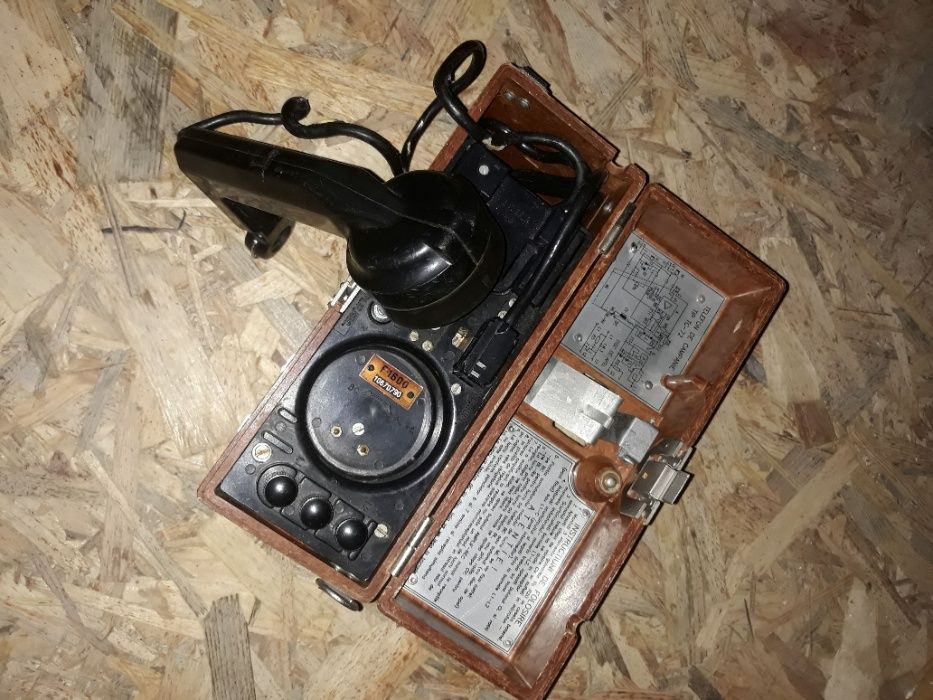 Telefon militar TC-72