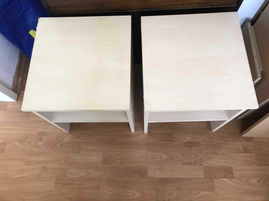 Продавам 2 броя нощни шкафчета 60 лв