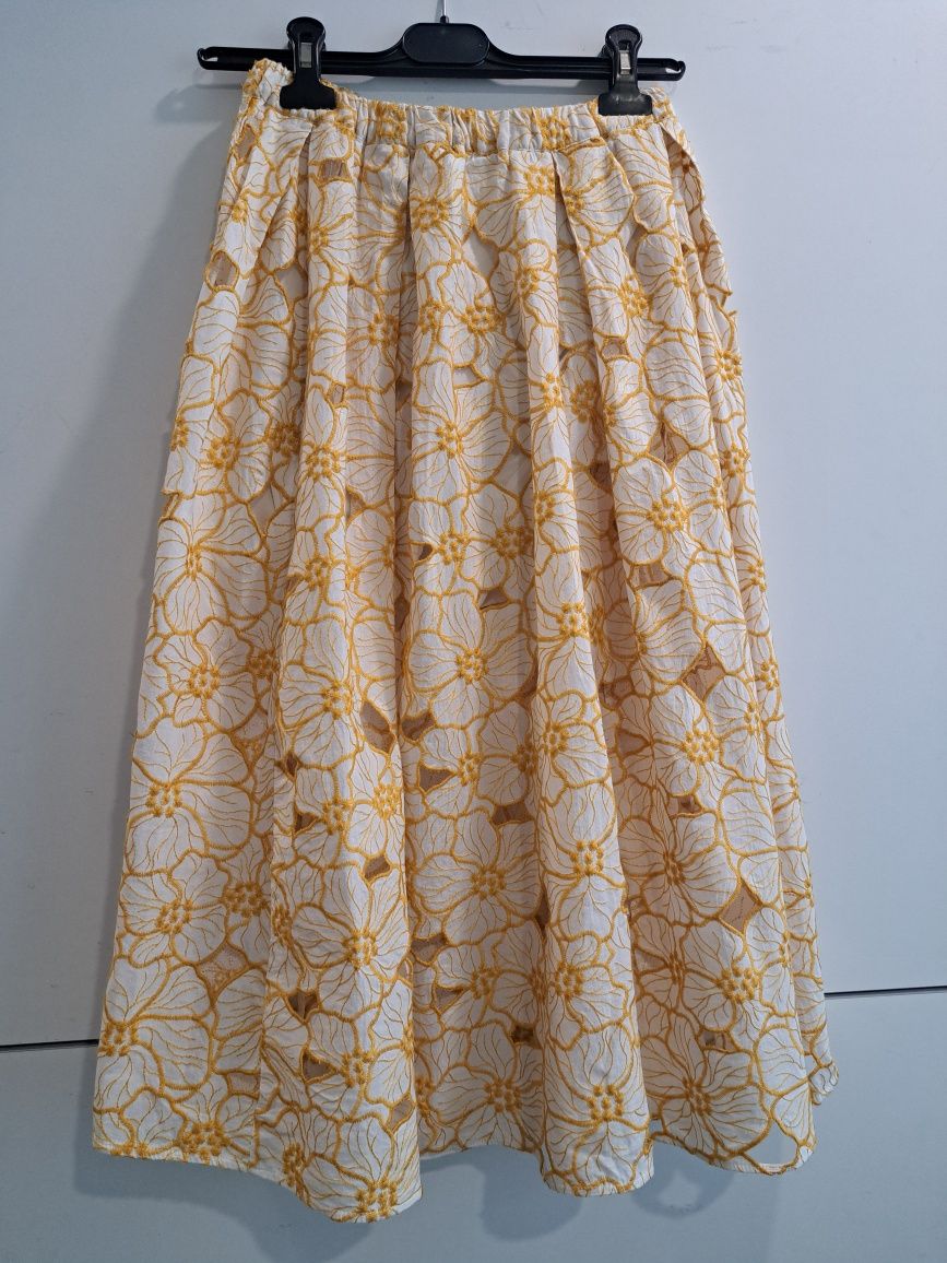 H&M пола с бродерия р-р ХС