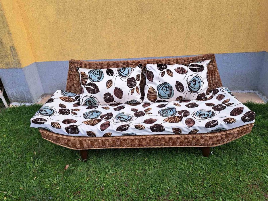 Диван естествен ратан