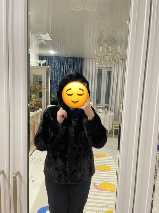 Продается норкая шуба