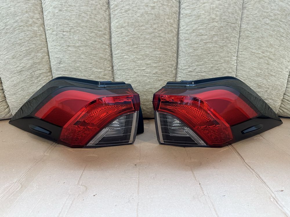 Stopuri / Triple Toyota Rav 4 2018-