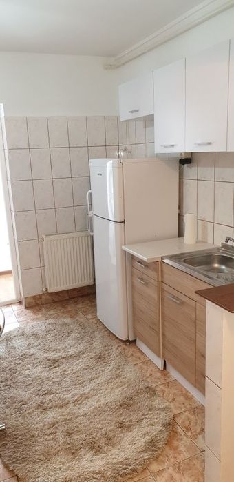 Inchiriez apartament 2 camere Targoviste micro 4
