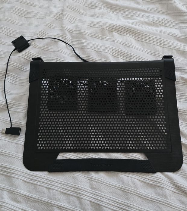 Cooler laptop cu 3 ventilatoare