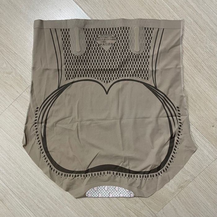 Трусики высокие женские