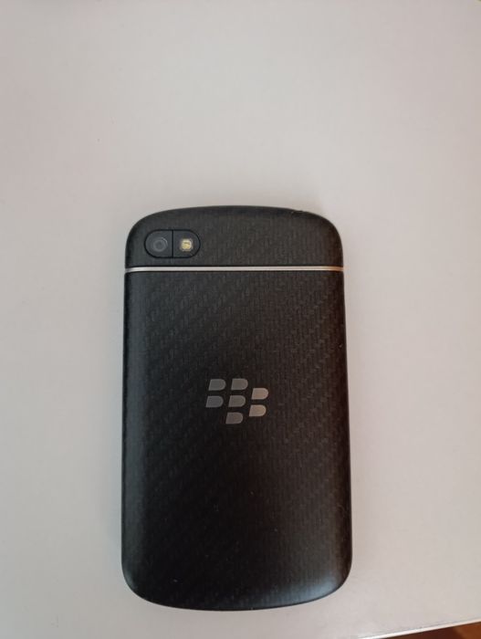 Vând Blackberry Q10