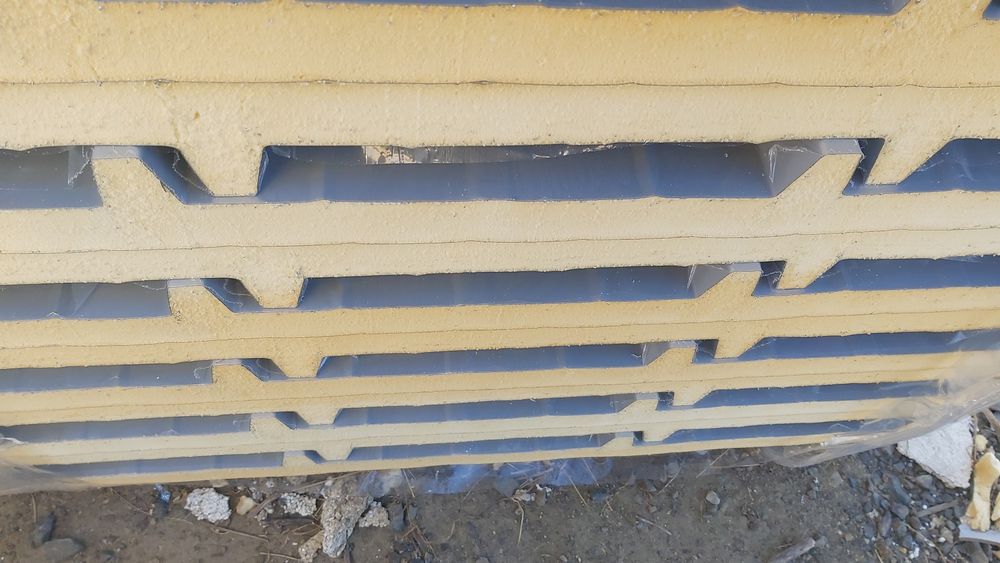 Panouri Sandwich Vest...