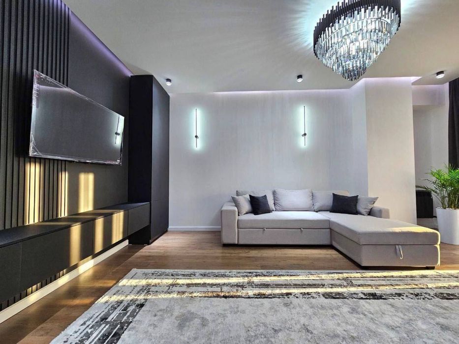 Сдаётся новая квартира в аренду в центре города! . Дархан