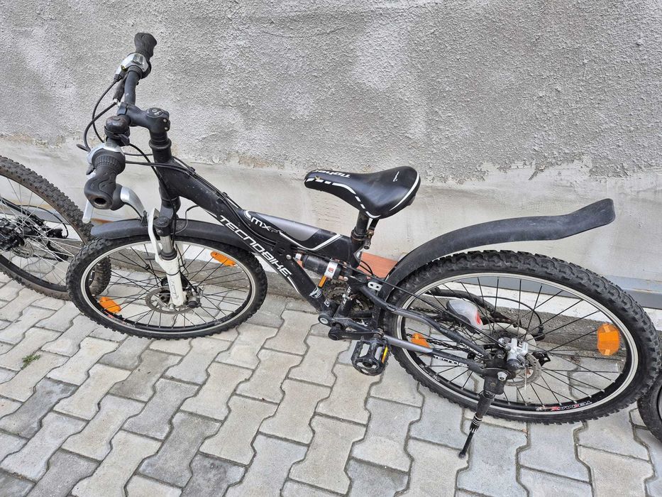 De vanzare doua biciclete copii