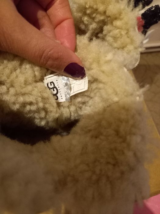 Ugg mărimea 36 22cm