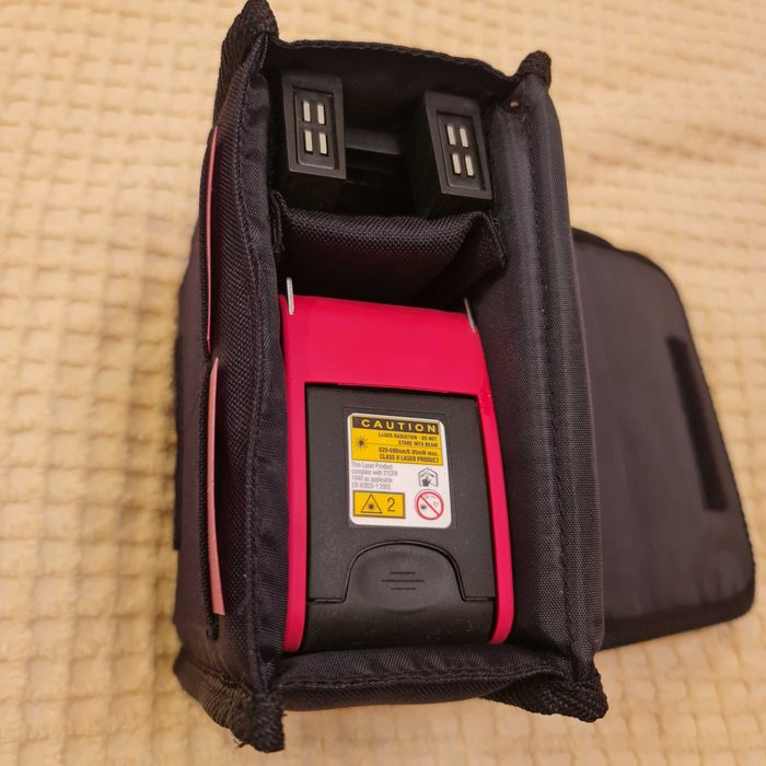Laser punct HILTI PMP 34 cu husa, tinte si suport magnetic