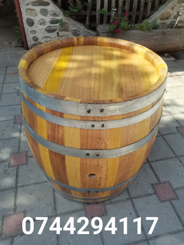 Putini din lemn pentru branza