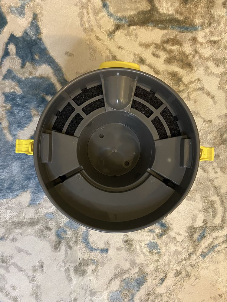 Моющий пылесос, аналог karcher puzzi 8/1