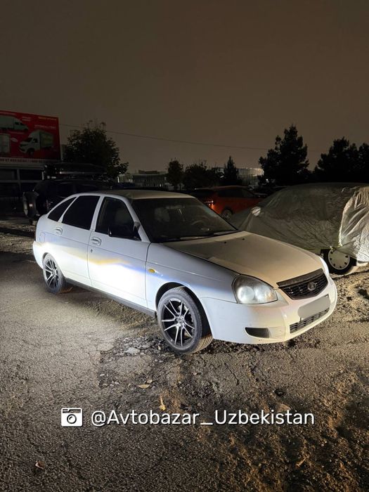 •Lada Priora 2008•