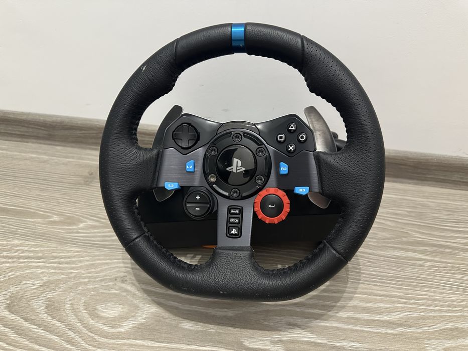 logitech g29 (doar volanul)