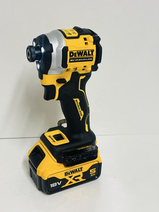 Dewalt DCF850 impact cu bit