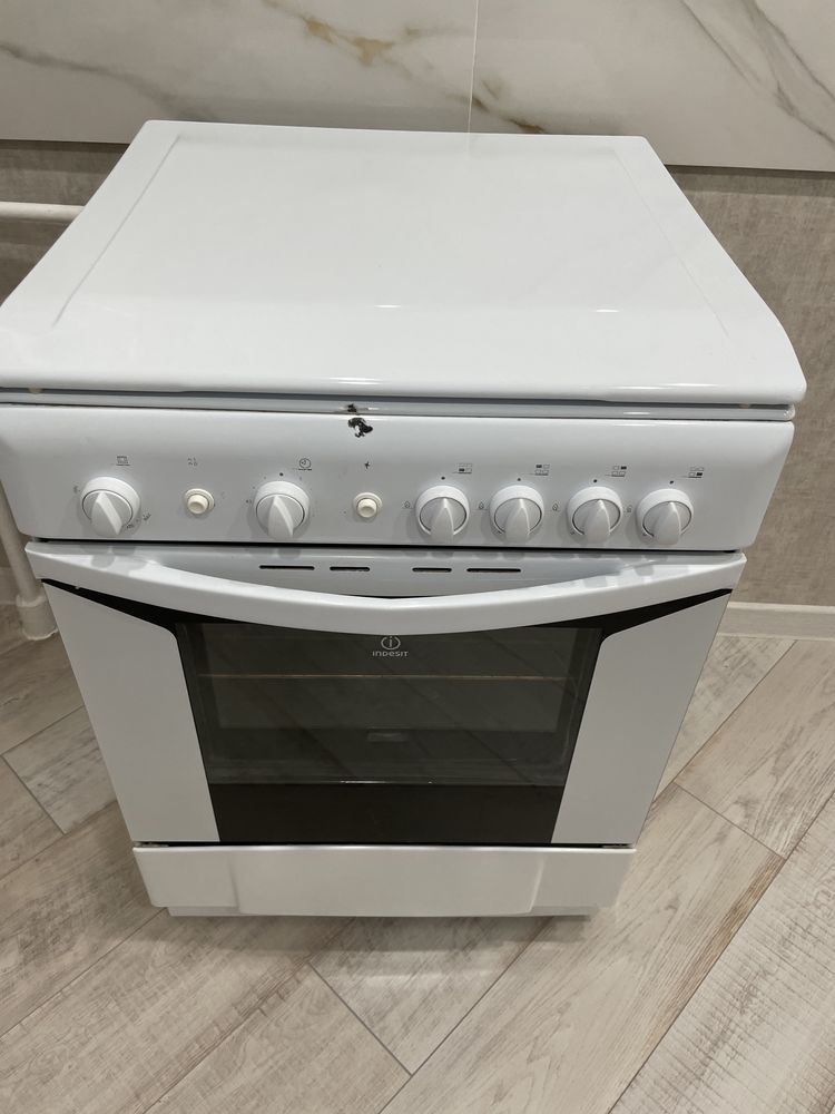 Газовая плита Indesit