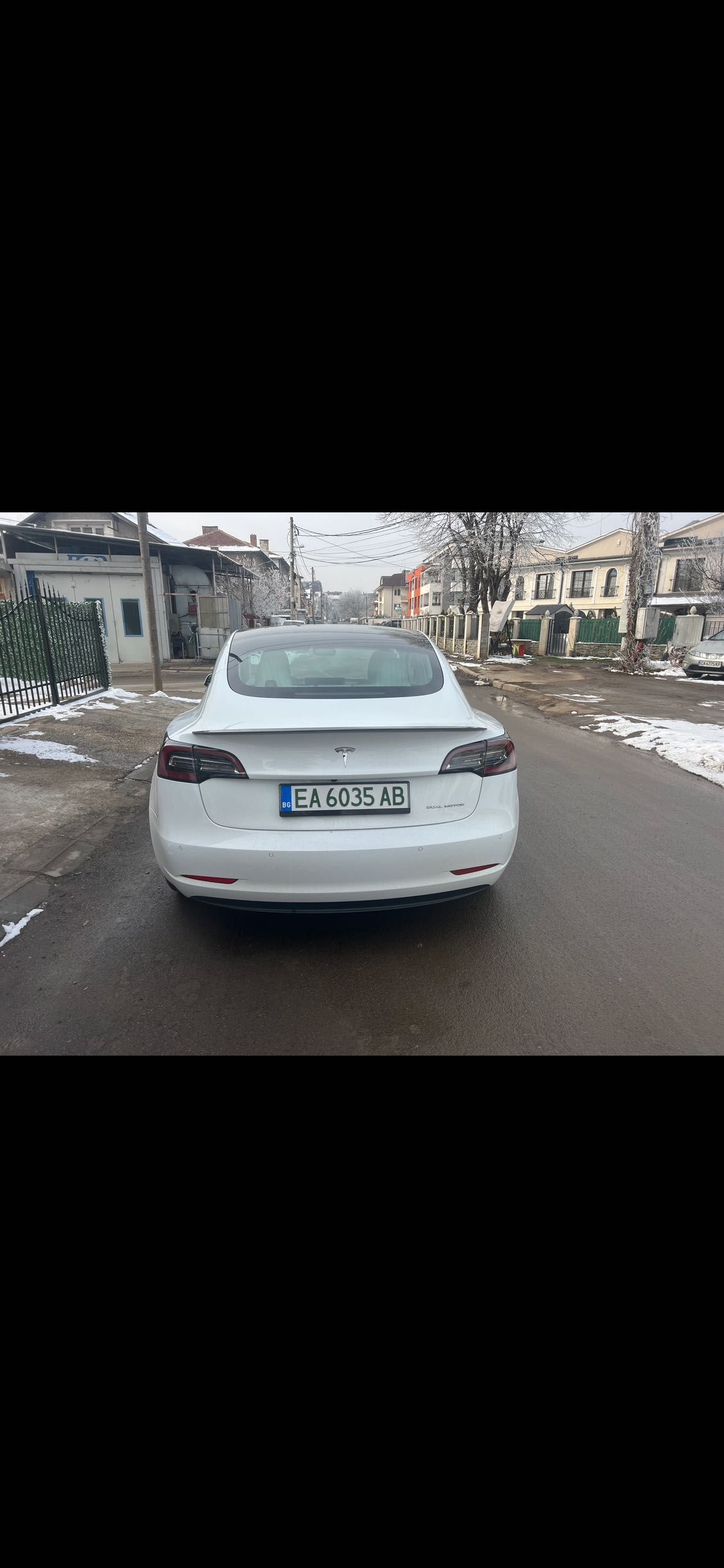 Тесла под наем….