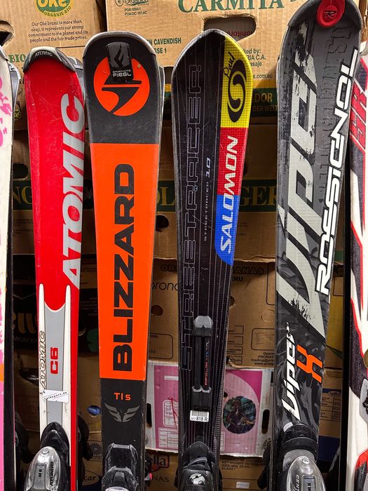vand schiuri 158/159/160/162/163/164 rossignol,fischer,atomic,blizzard