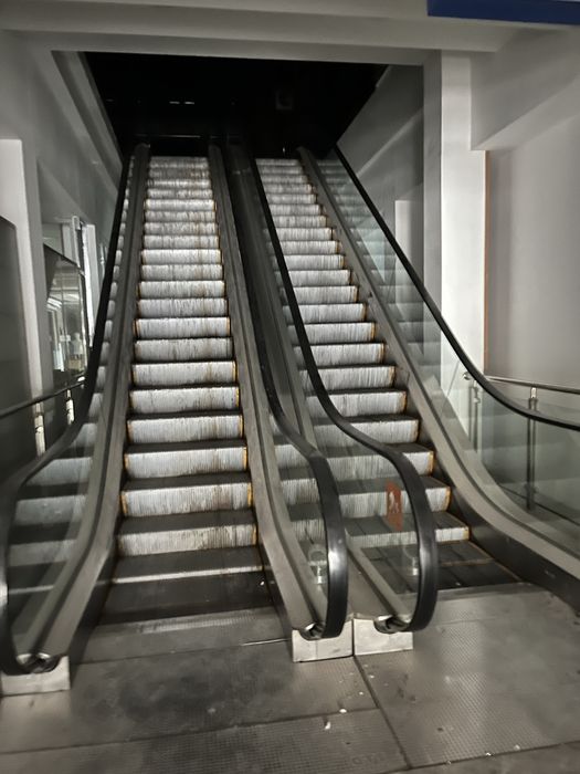 Продам 4 эскалатора