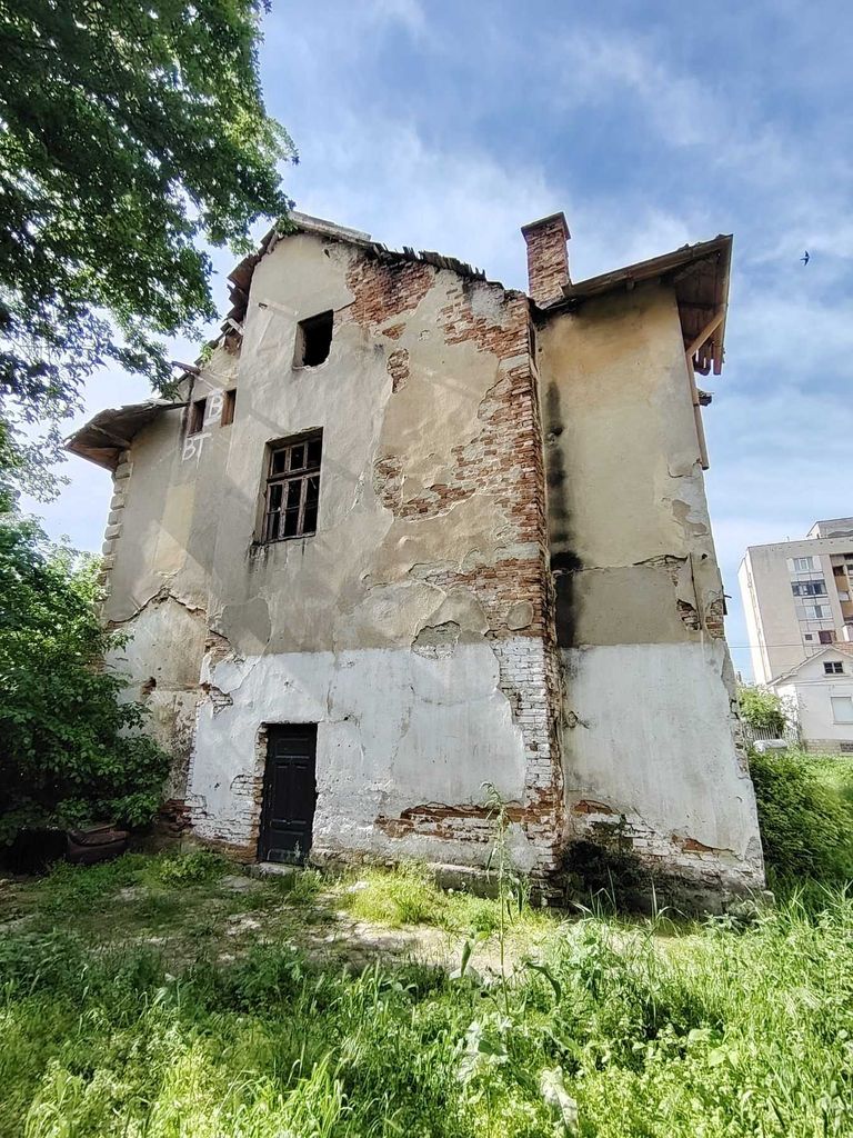 Продава се Къща в Бяла Слатина - 352 кв.м за 73 €/кв.м - Снимка #7