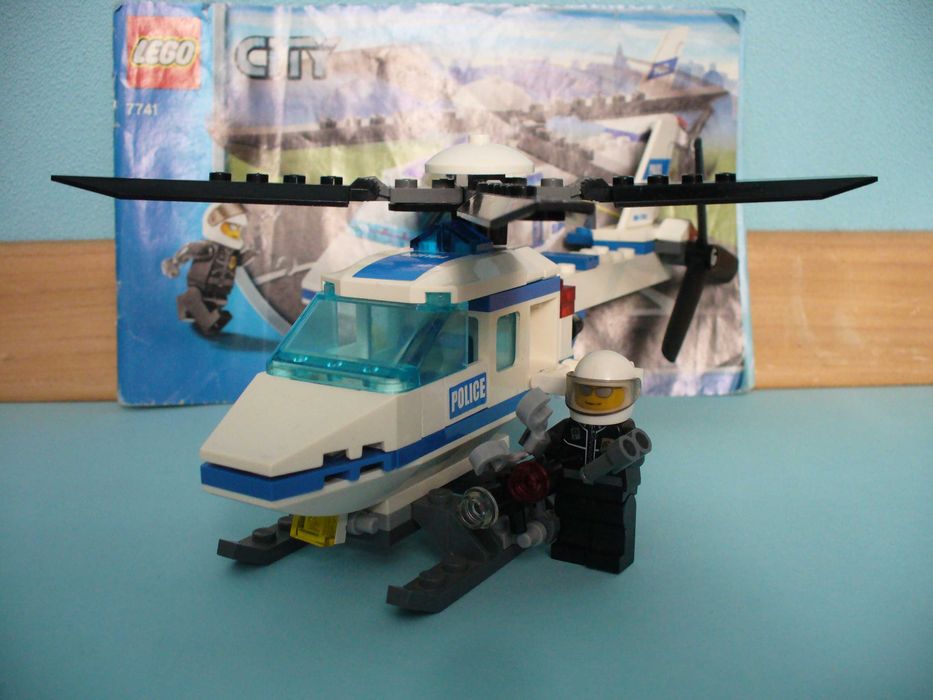 LEGO City 7288Полицейски камион/мобилна станция/+мод.7285,7741 и60042