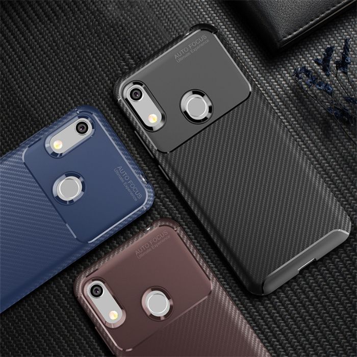 Husa / Bumper Antisoc model CARBON pt. Huawei Y6s (2019)