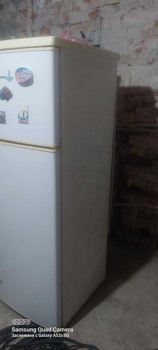 Продавам хладилник