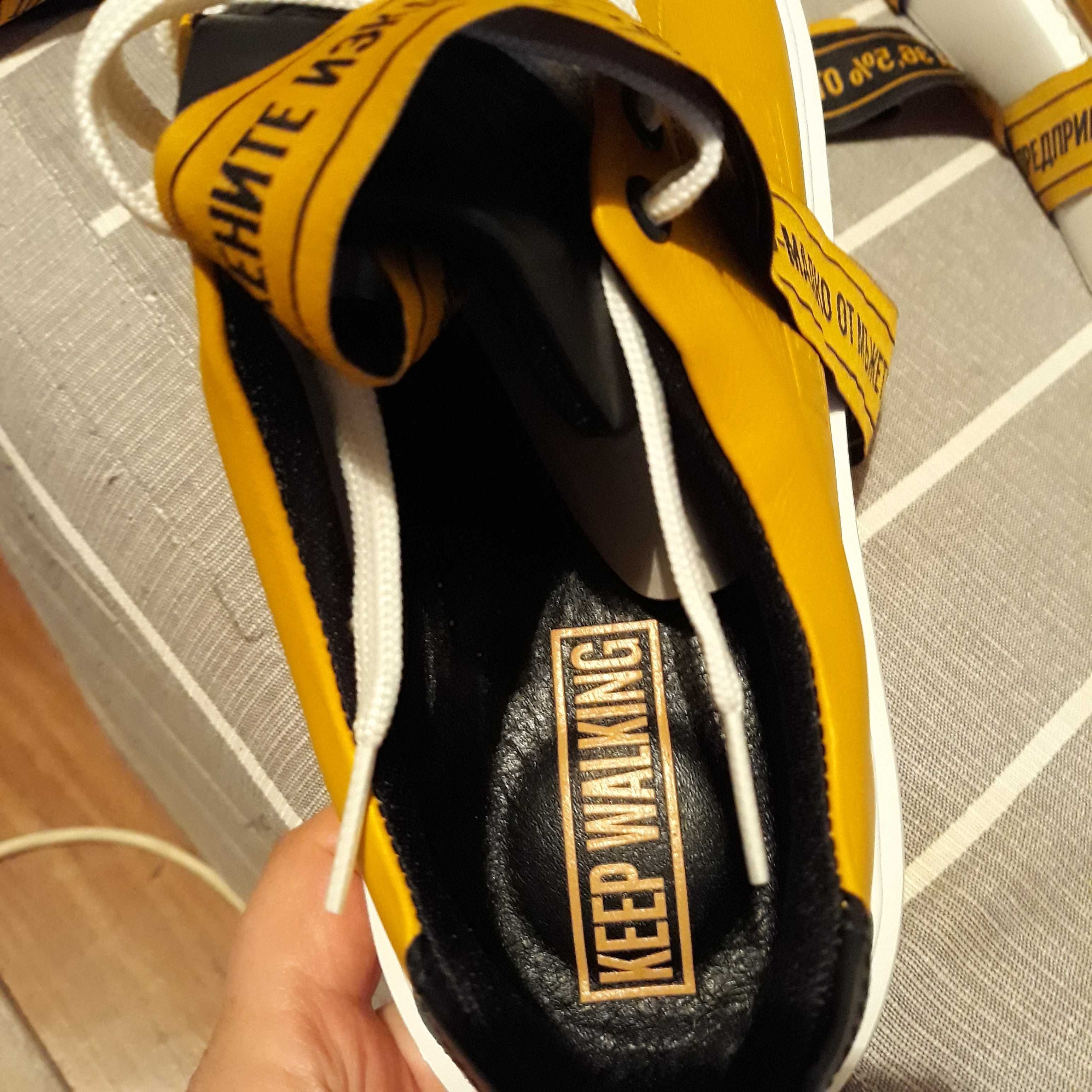 Дамски спортни обувки Jonnie Walker Mak Shoes лимитирана серия