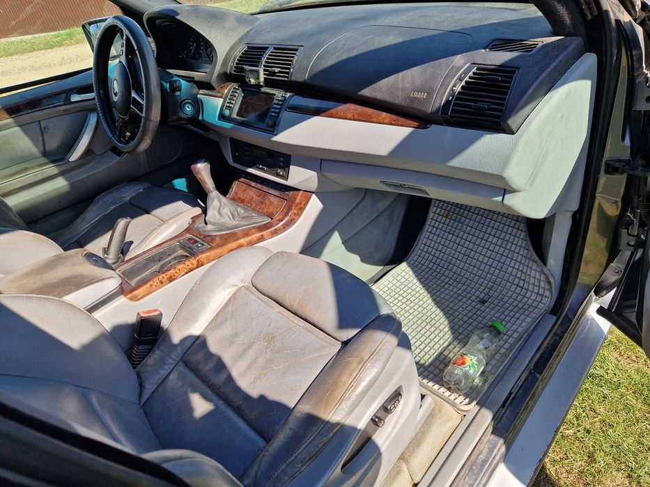 Interior scaune bancheta fete usa Centura plafon mocheta bmw x5 e53