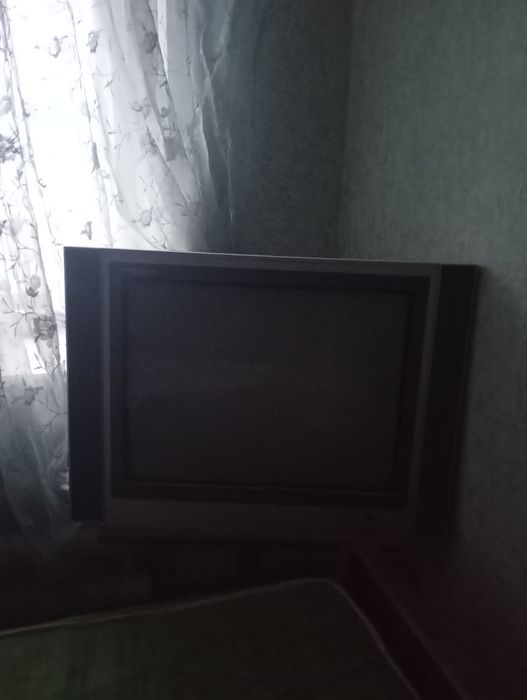 Продам телевизор
