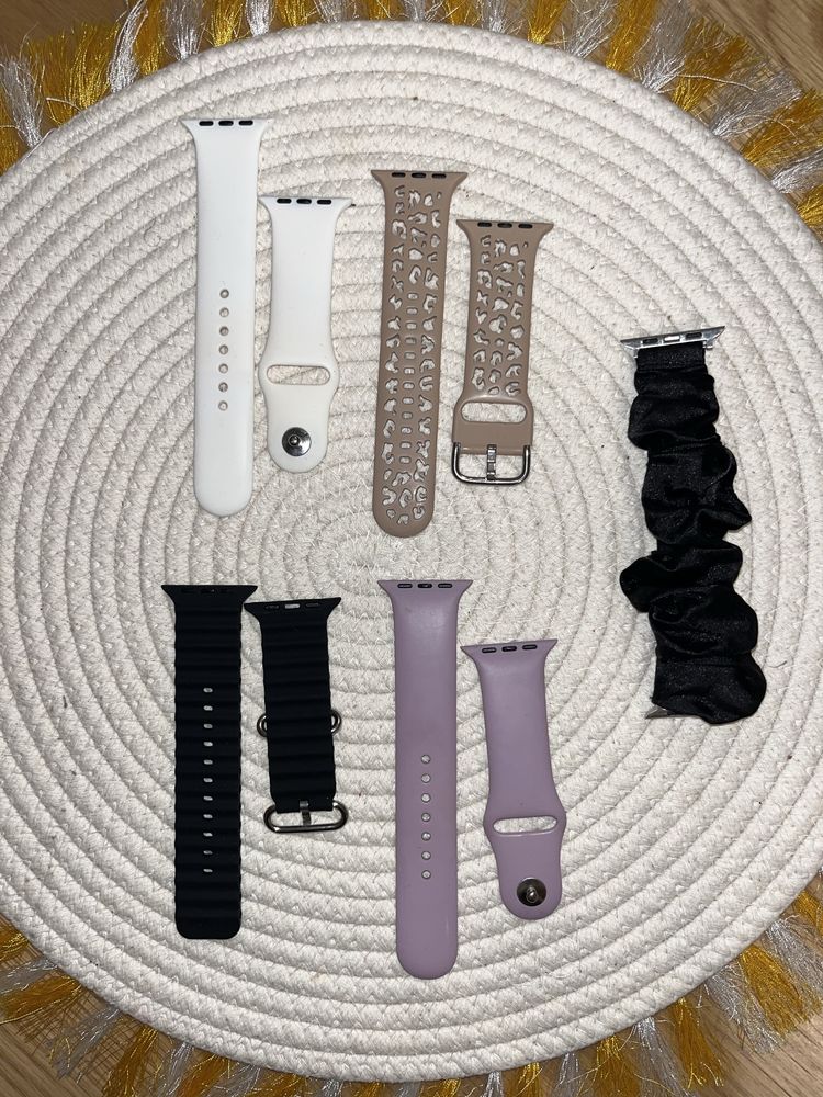 Apple Watch SE (GPS) (2nd Gen) 44mm